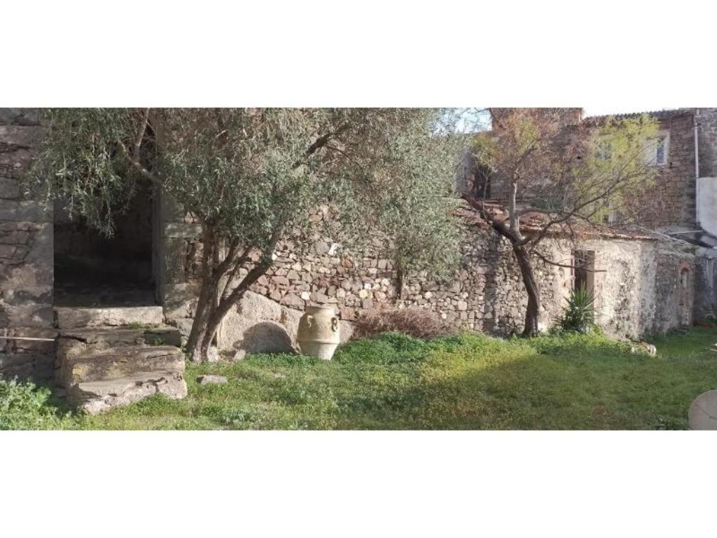 הוילה Oschiri Borgo Santo Stefano מראה חיצוני תמונה