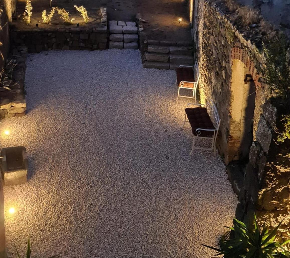 הוילה Oschiri Borgo Santo Stefano מראה חיצוני תמונה